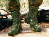 Paire de Chaussures Armée de Terre portées par un soldat