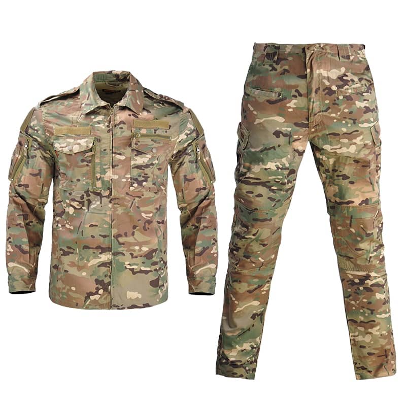 Militärische Kleidung & Uniform