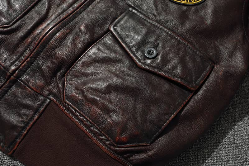 Brown bomber jacket (leather)
